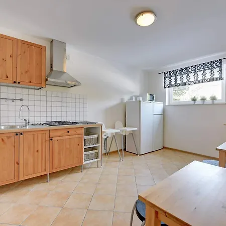 Maly Cyprys Pokoje I Apartamenty Dla Rodzin Z Dziecmi Wladyslawowo Exterior photo