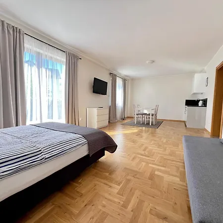 Cyprys Apartamenty Dla Rodzin Z Dziecmi Wladyslawowo Exterior photo